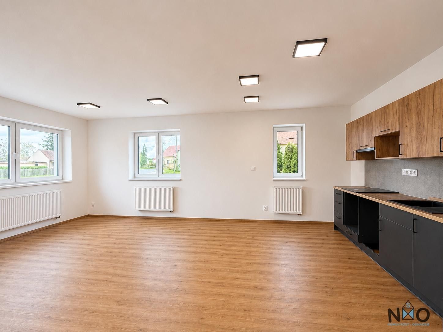 2+kk, Hlavní , Úherce, 74 m² - 1