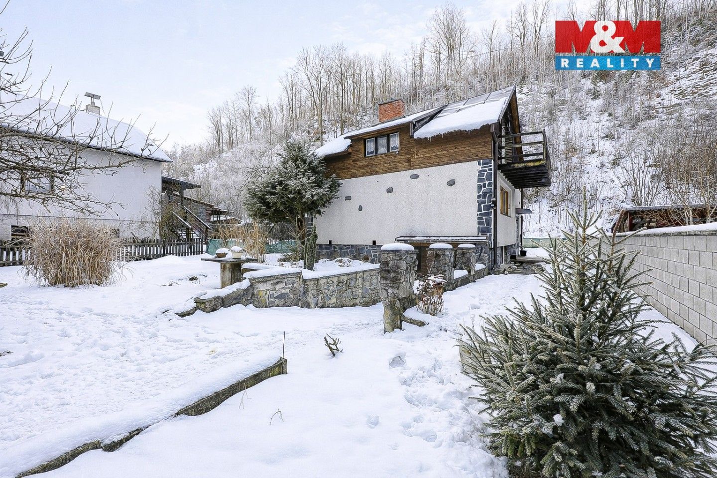 Prodej chata - Nám. Družby, Hlubočky, 105 m²