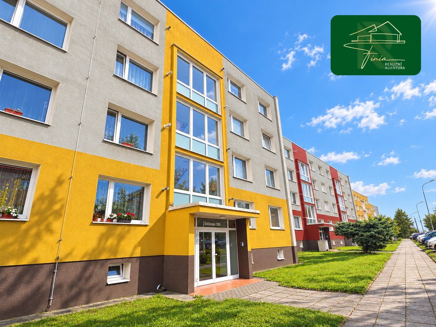 Prodej byt 3+1 - Žandov, 64 m² - 1