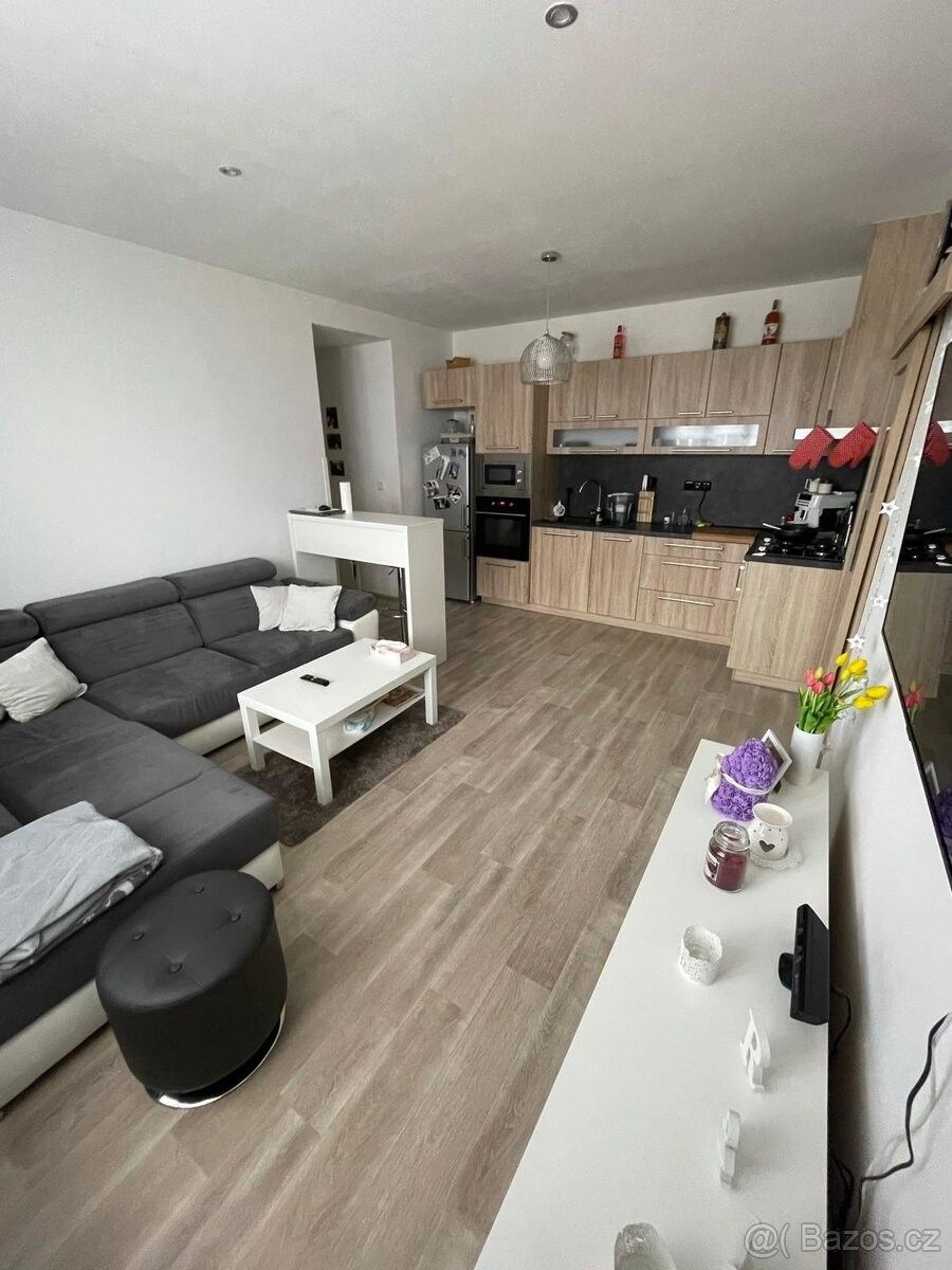 Prodej byt - Lutín, 783 49