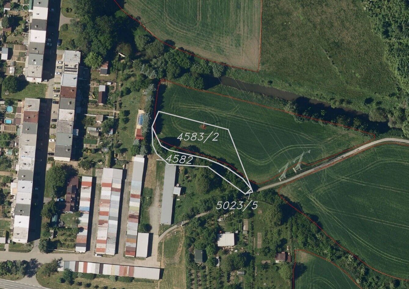Zemědělský pozemek, 1 984 m²