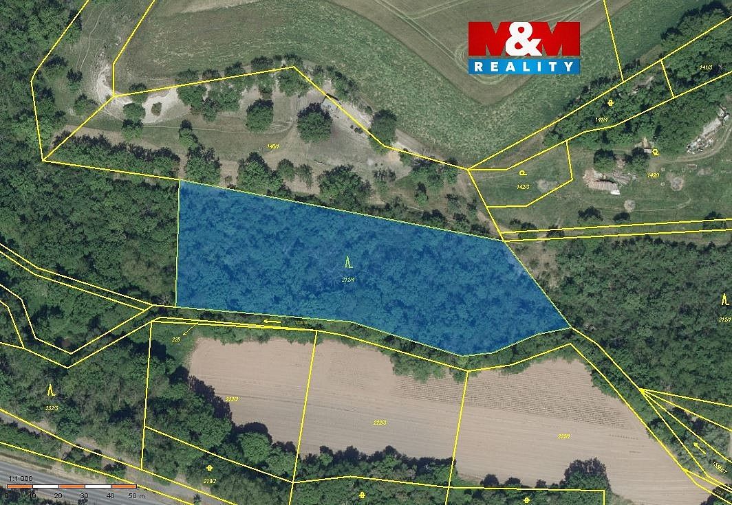 Les, 6 203 m²
