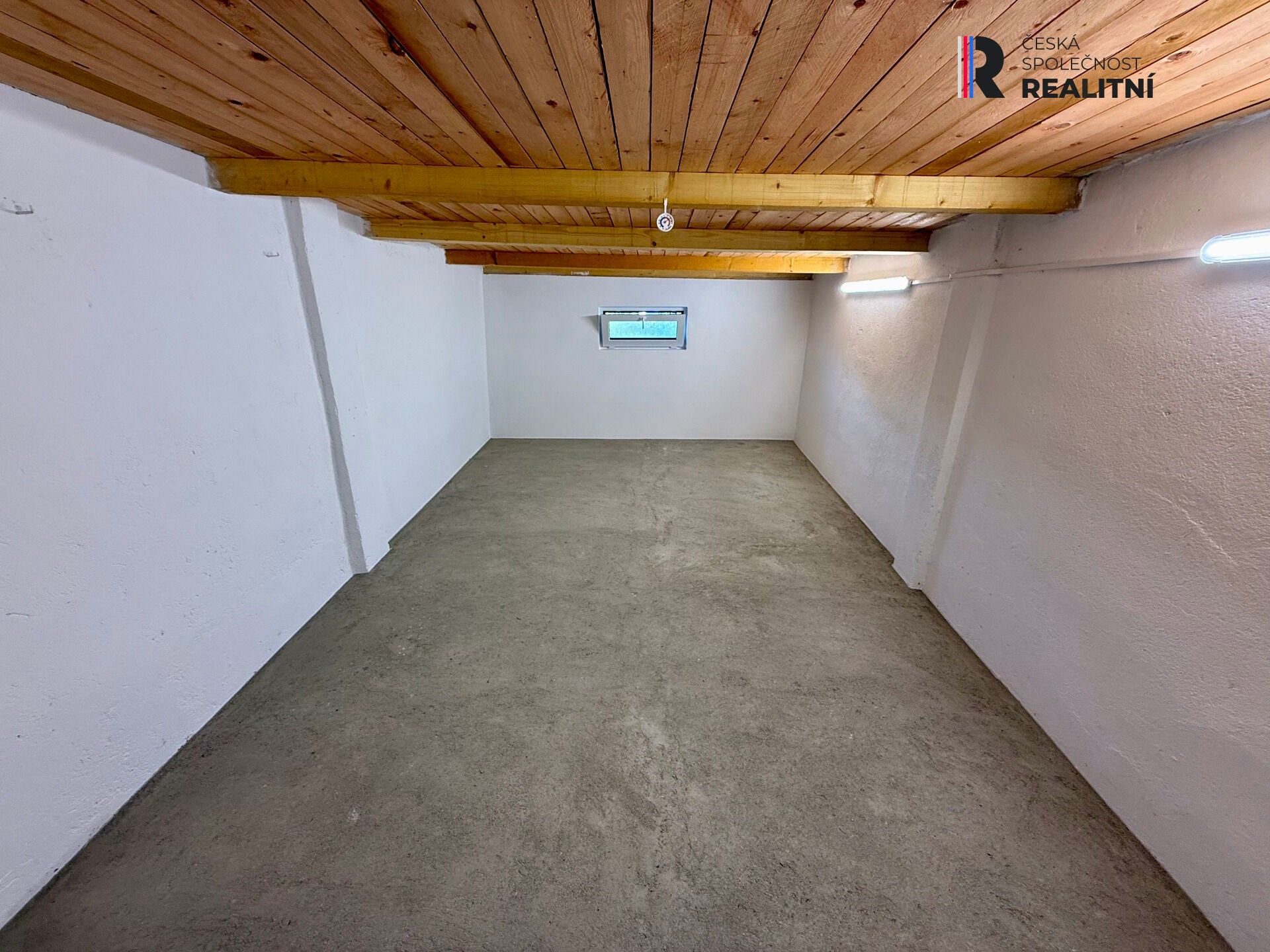 Garáže, Stará Role, Karlovy Vary, 26 m² - 2