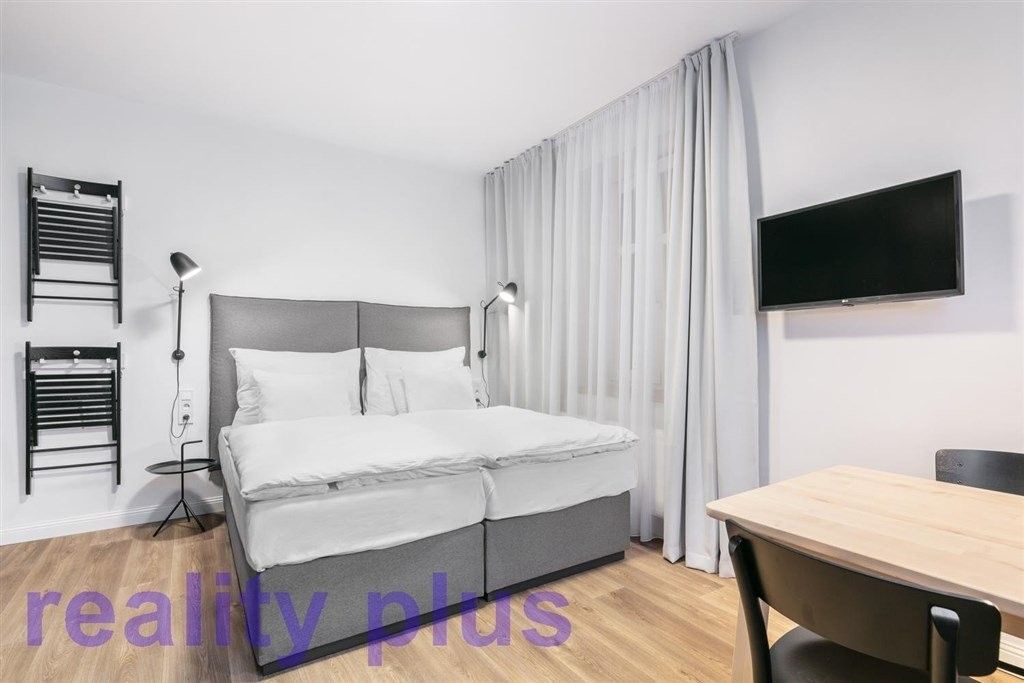 Pronájem byt 1+kk - Svatoplukova, Liberec, 36 m²