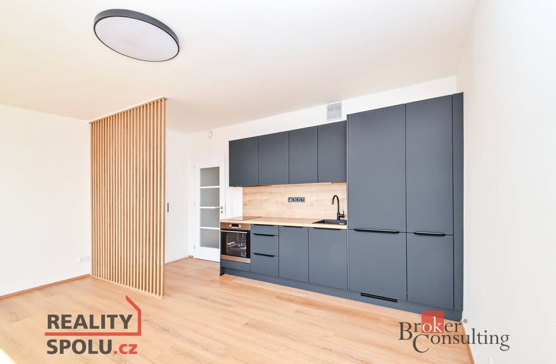 1+kk, Ústecká,Praha-Dolní Chabry,Praha, 31 m²