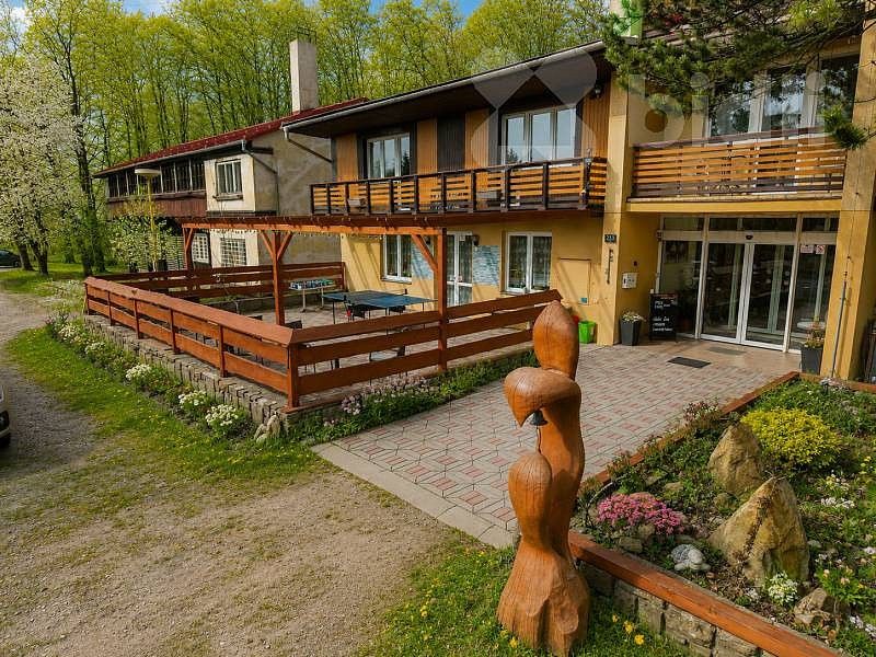 Rodinné domy, Chvalčov, okres Kroměříž, 860 m² - 2