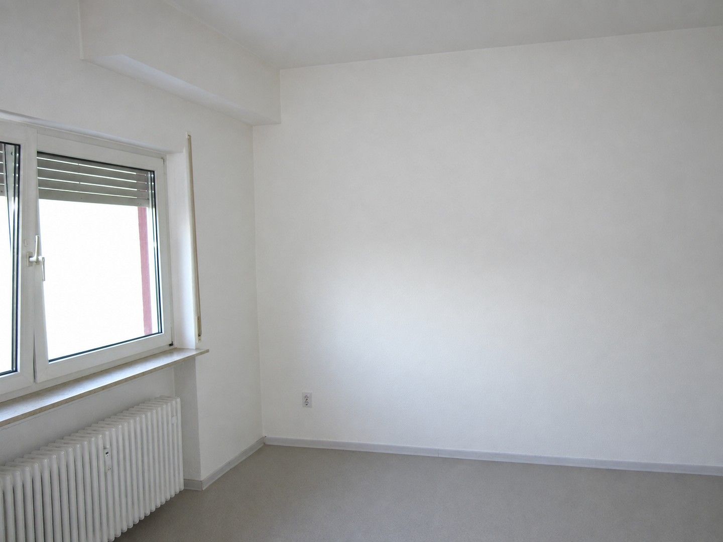 Pronájem kancelář - , Hessen, 122 m² - 5