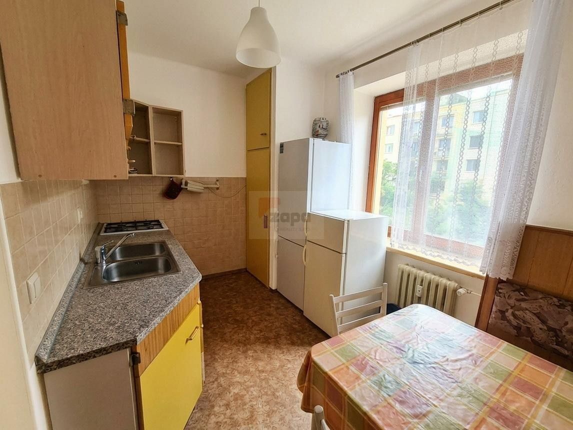 1+1, Pod lipami, Praha, 34 m² - 2