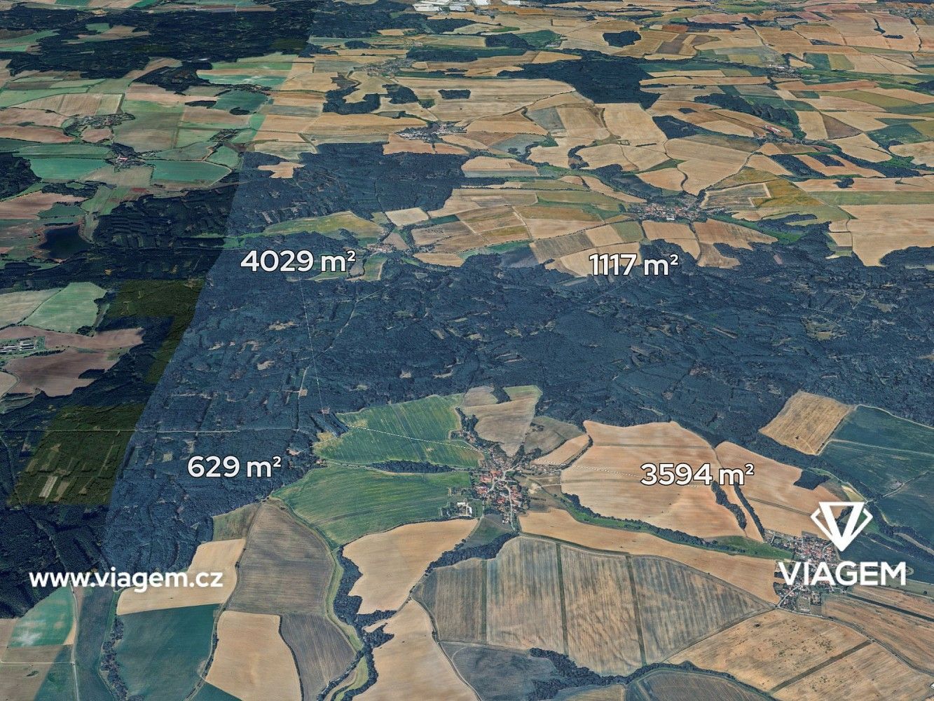 Les, 3 123 m²
