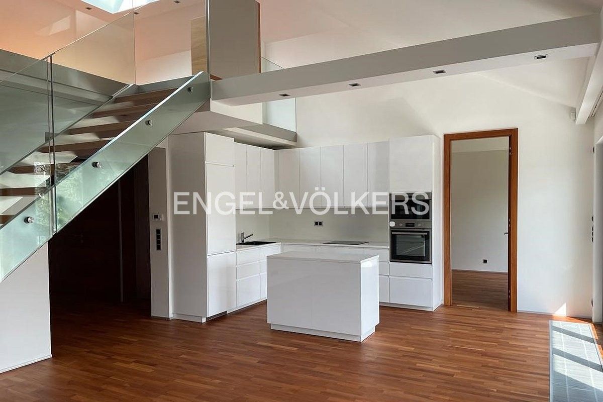 Byt 4+kk · 175 m² · Františka Zemana 835, Průhonice - 3