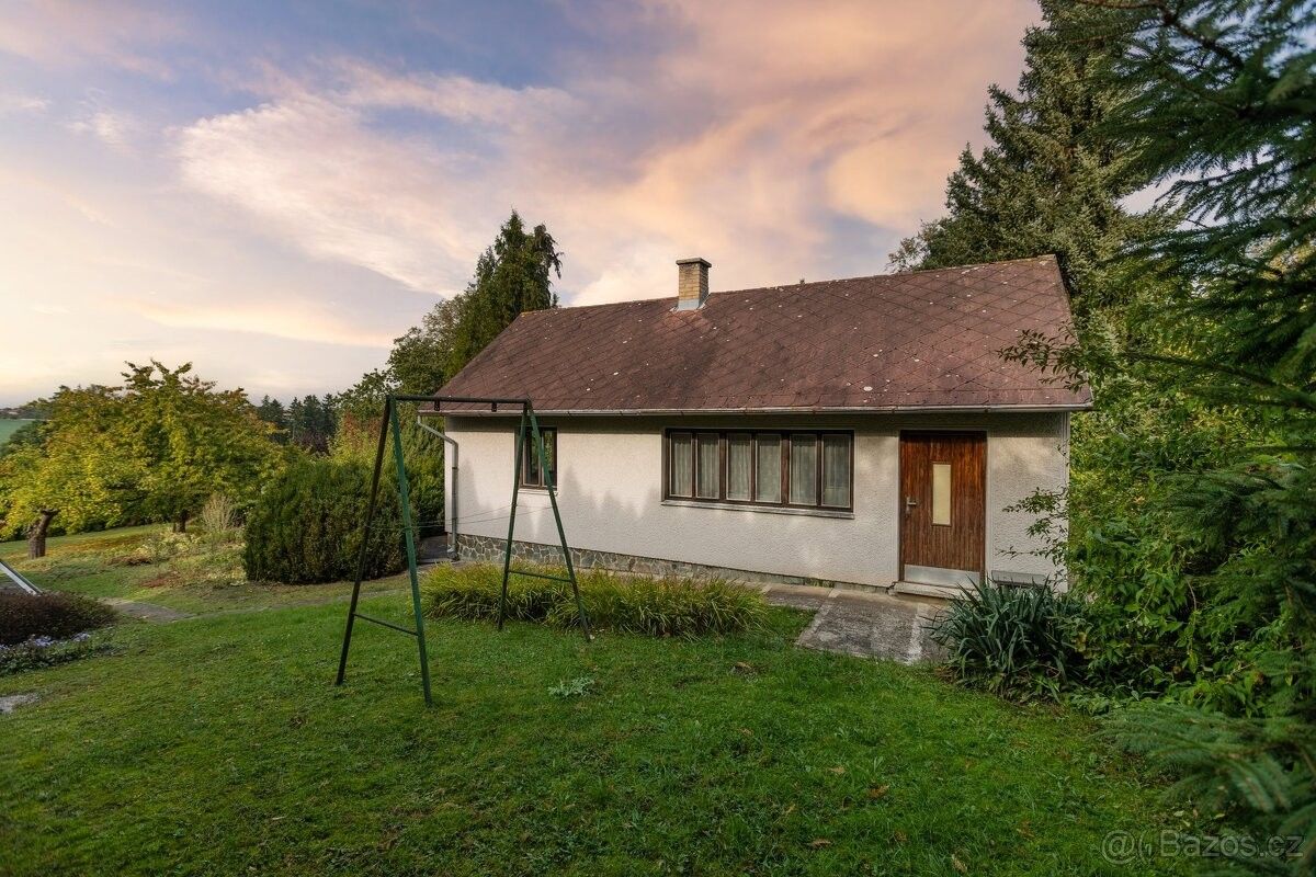 Prodej chata - Dolní Břežany, 252 41, 1 150 m²