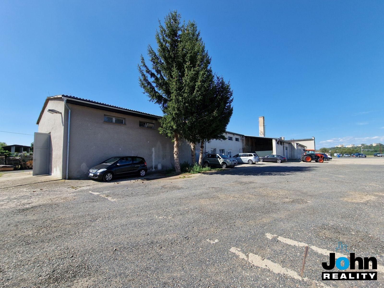 Výrobní prostory, 1 500 m²