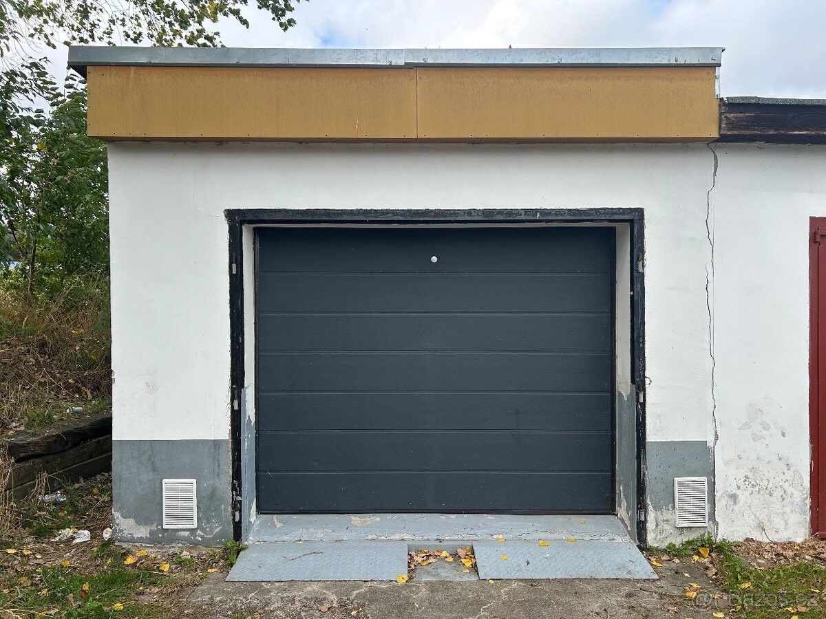 Garáže, Chodov u Karlových Var, 357 35