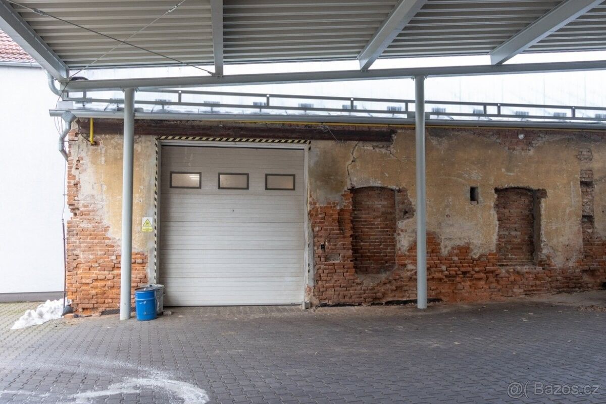 Sklady, Blansko, 678 01