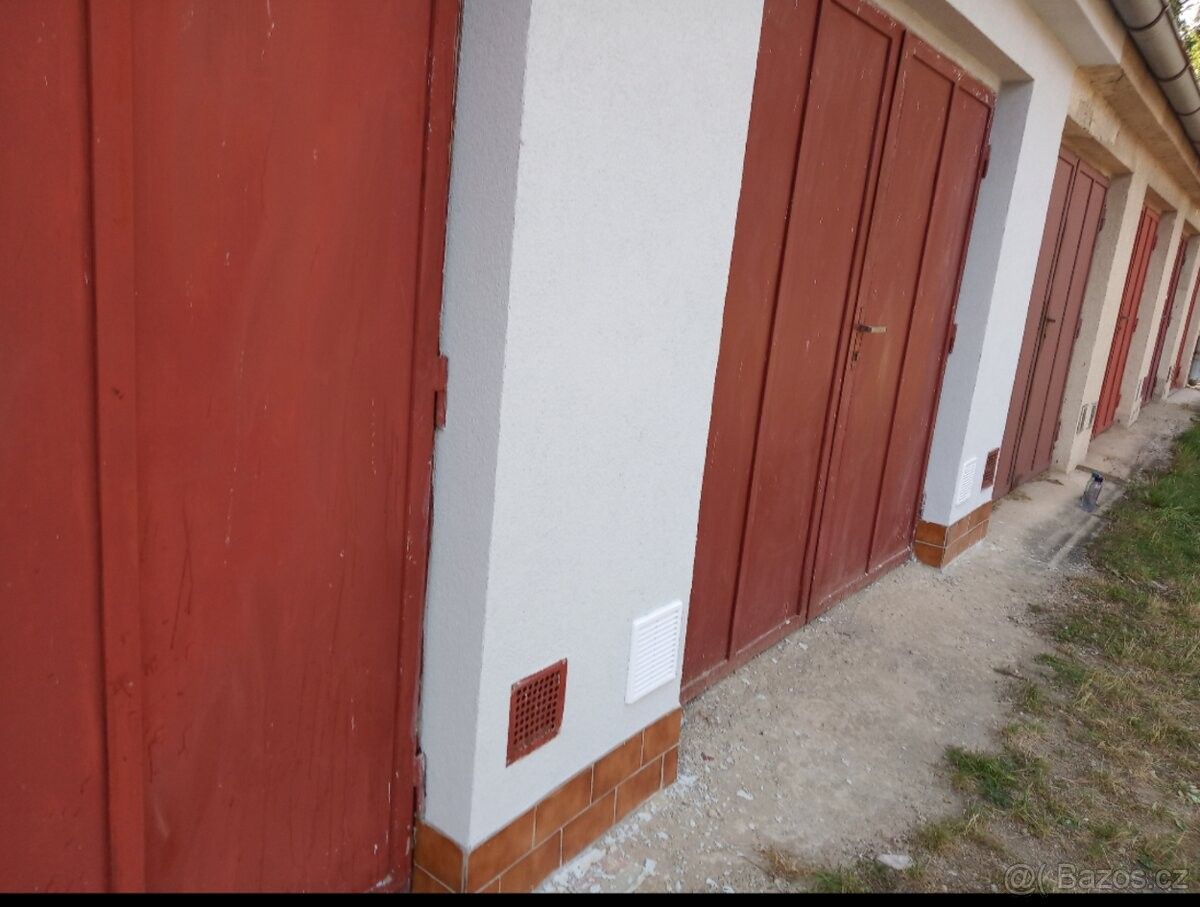 Garáže, Havlíčkův Brod, 580 01 - 2