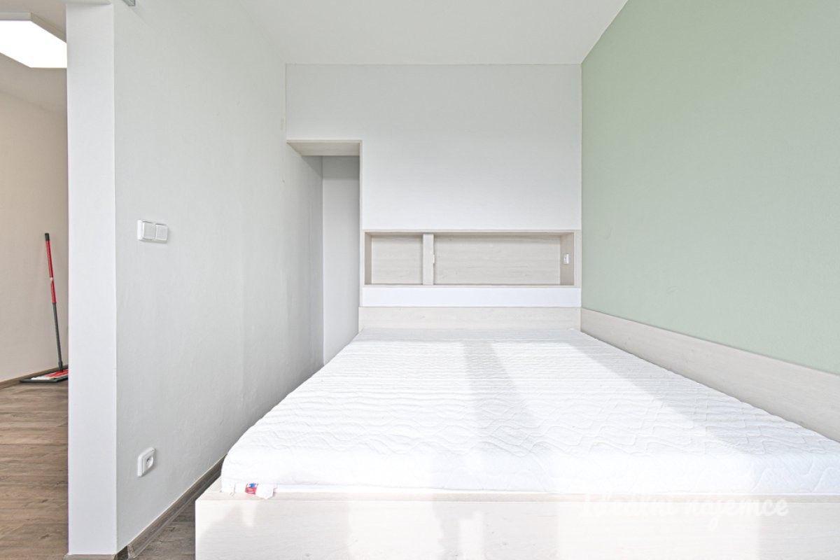 Pronájem byt 2+kk - Bosonožská, Brno, 42 m²