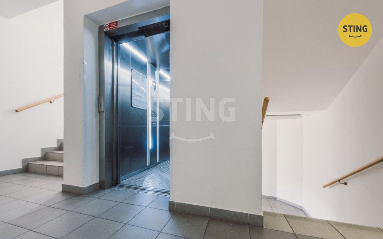 Prodej kancelář - třída Míru, Pardubice, 65 m² - 5