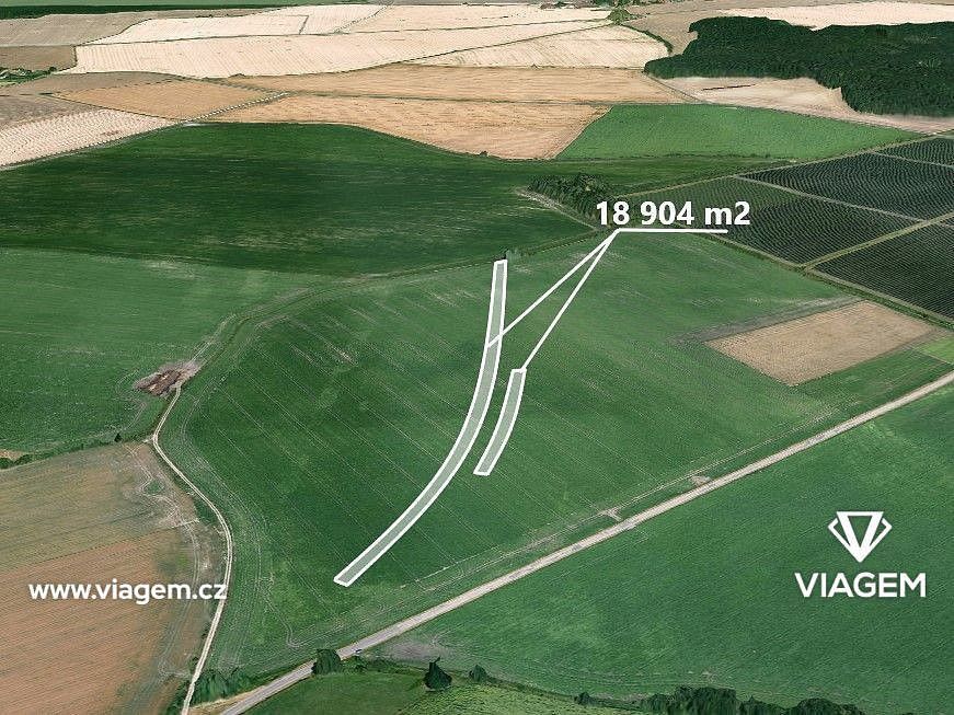 Zemědělské pozemky, Běrunice, okres Nymburk - 1