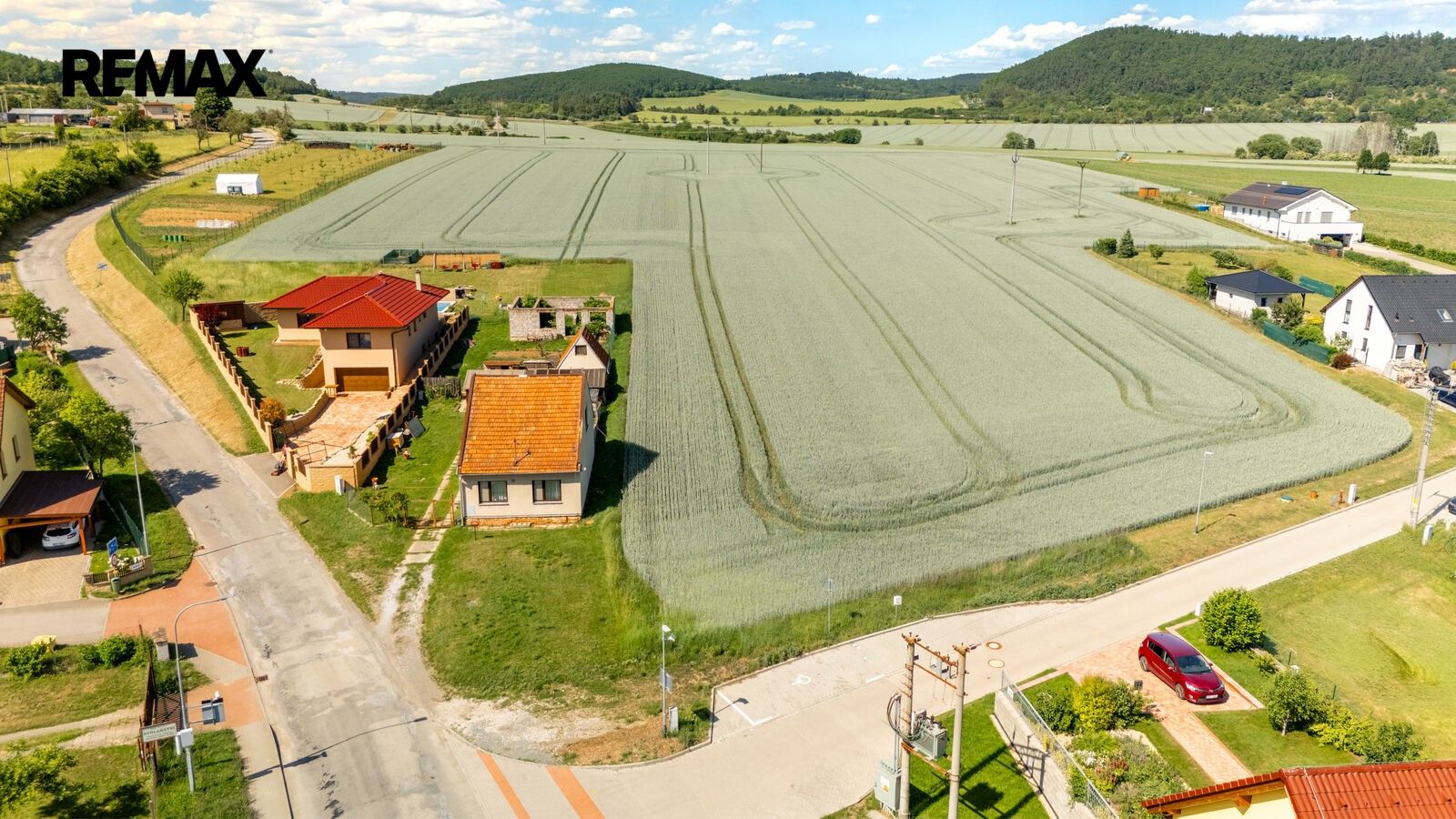 Pozemky pro bydlení, Moravské Knínice, 1 719 m² - 2
