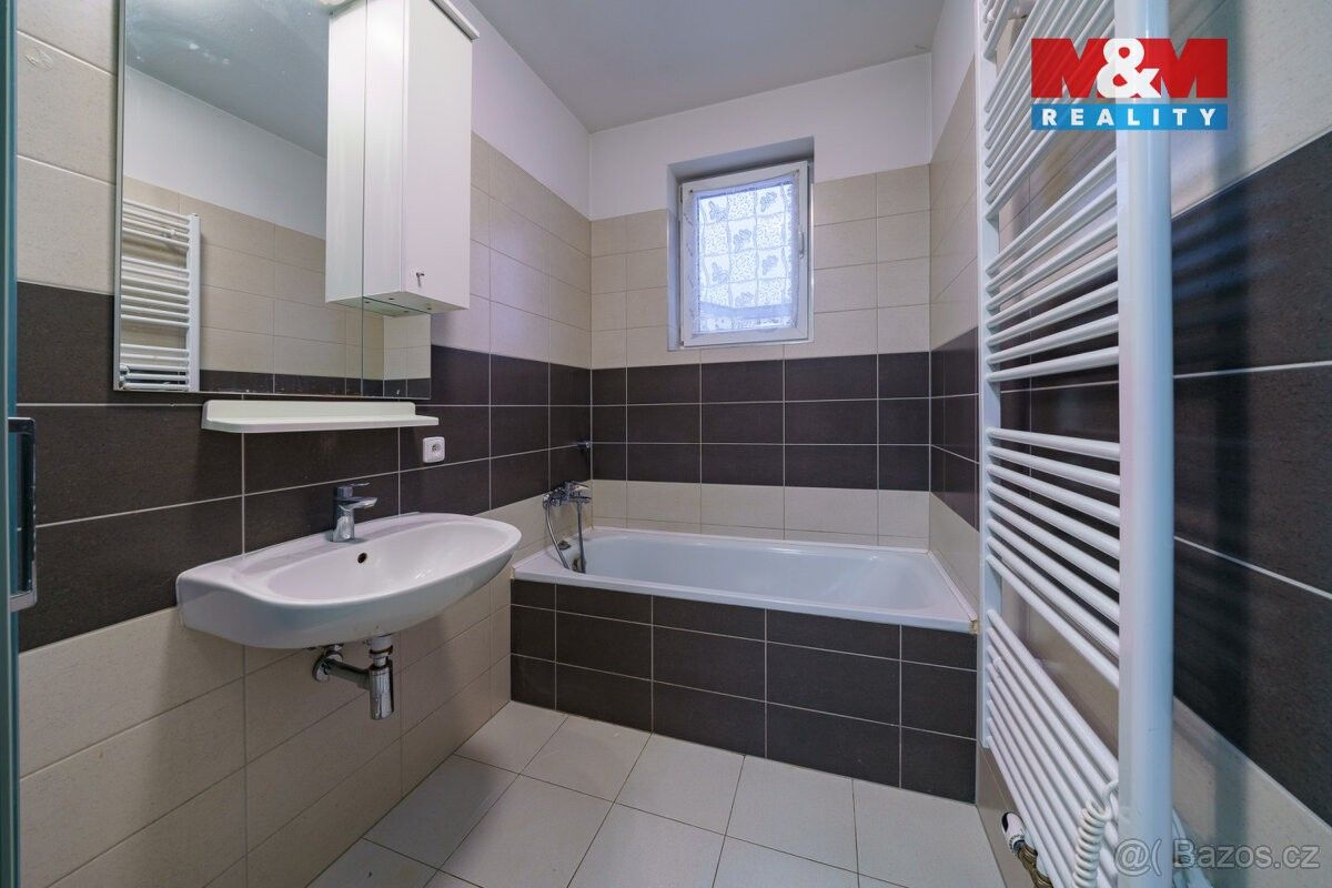 Pronájem byt - Cheb, 350 02