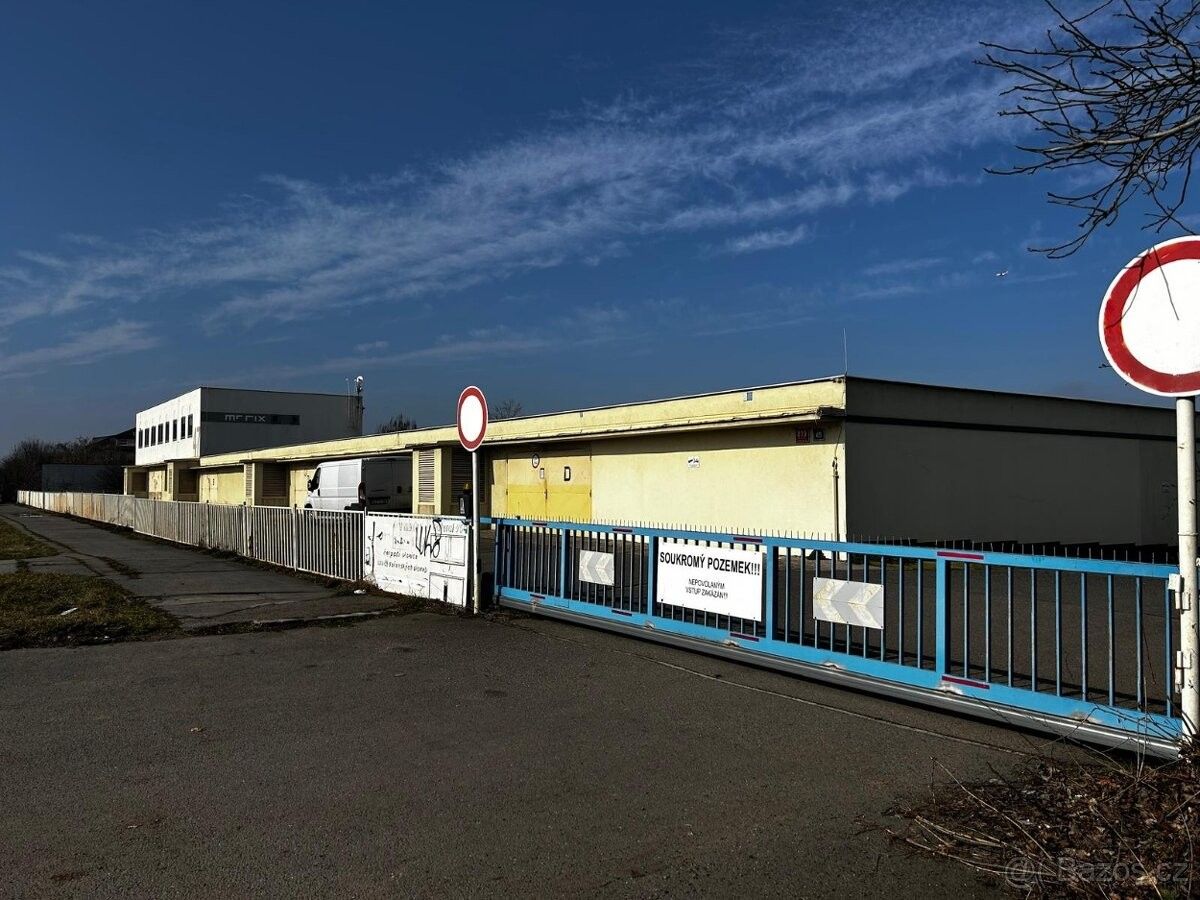 Garáže, Praha, 181 00