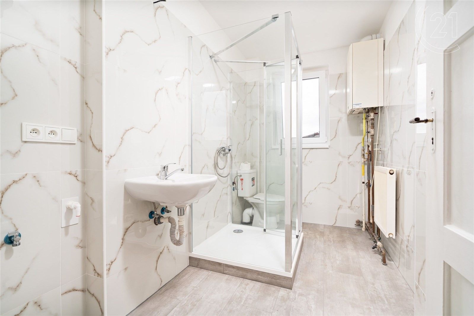 Pronájem byt 3+kk - Pernarec, 65 m²