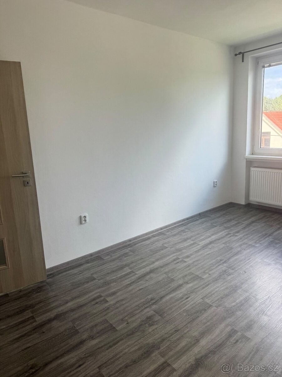 Byty, Chlumec nad Cidlinou, 503 51 - 2