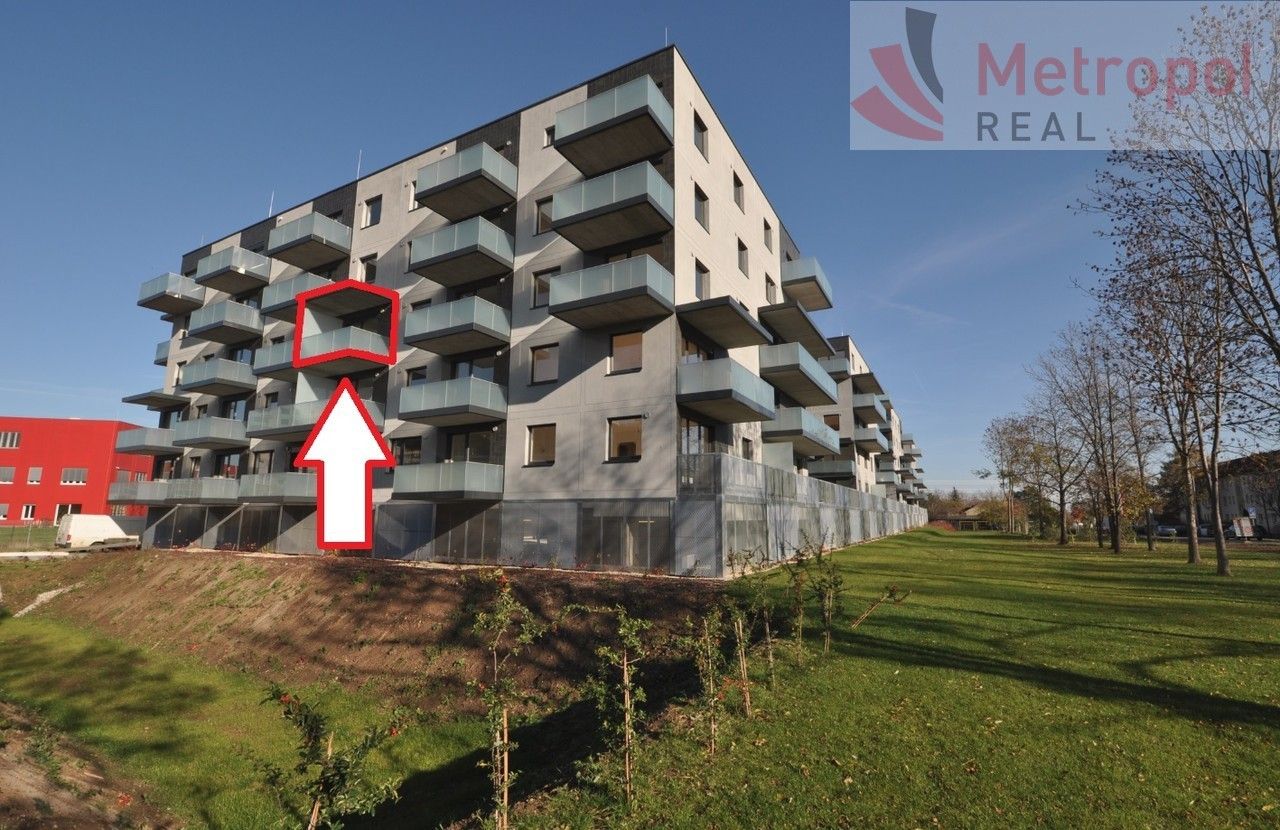 Prodej byt 1+kk - Čakovická, Praha, 26 m²