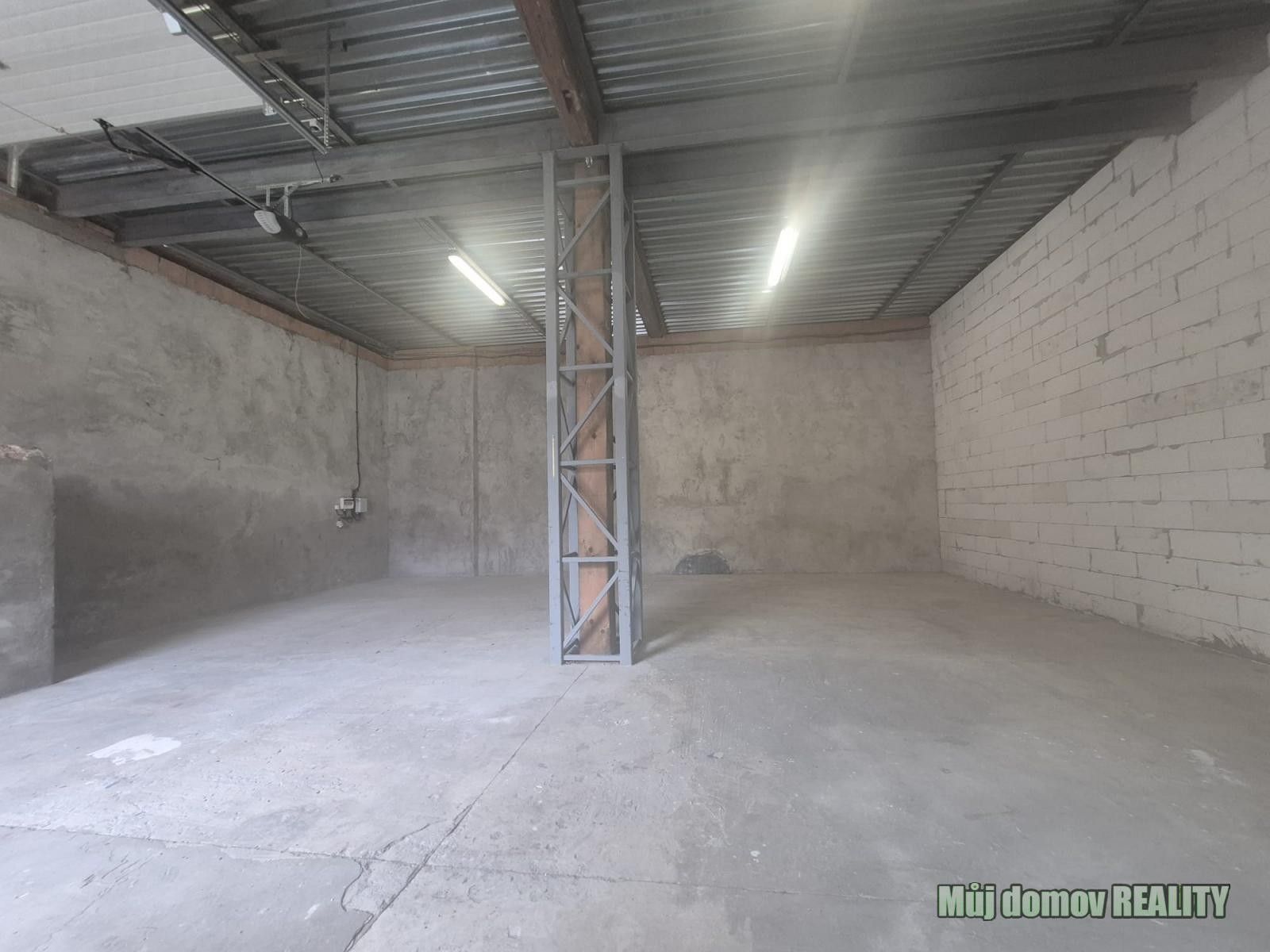 Pronájem sklad - Náchodská, Praha, 120 m²