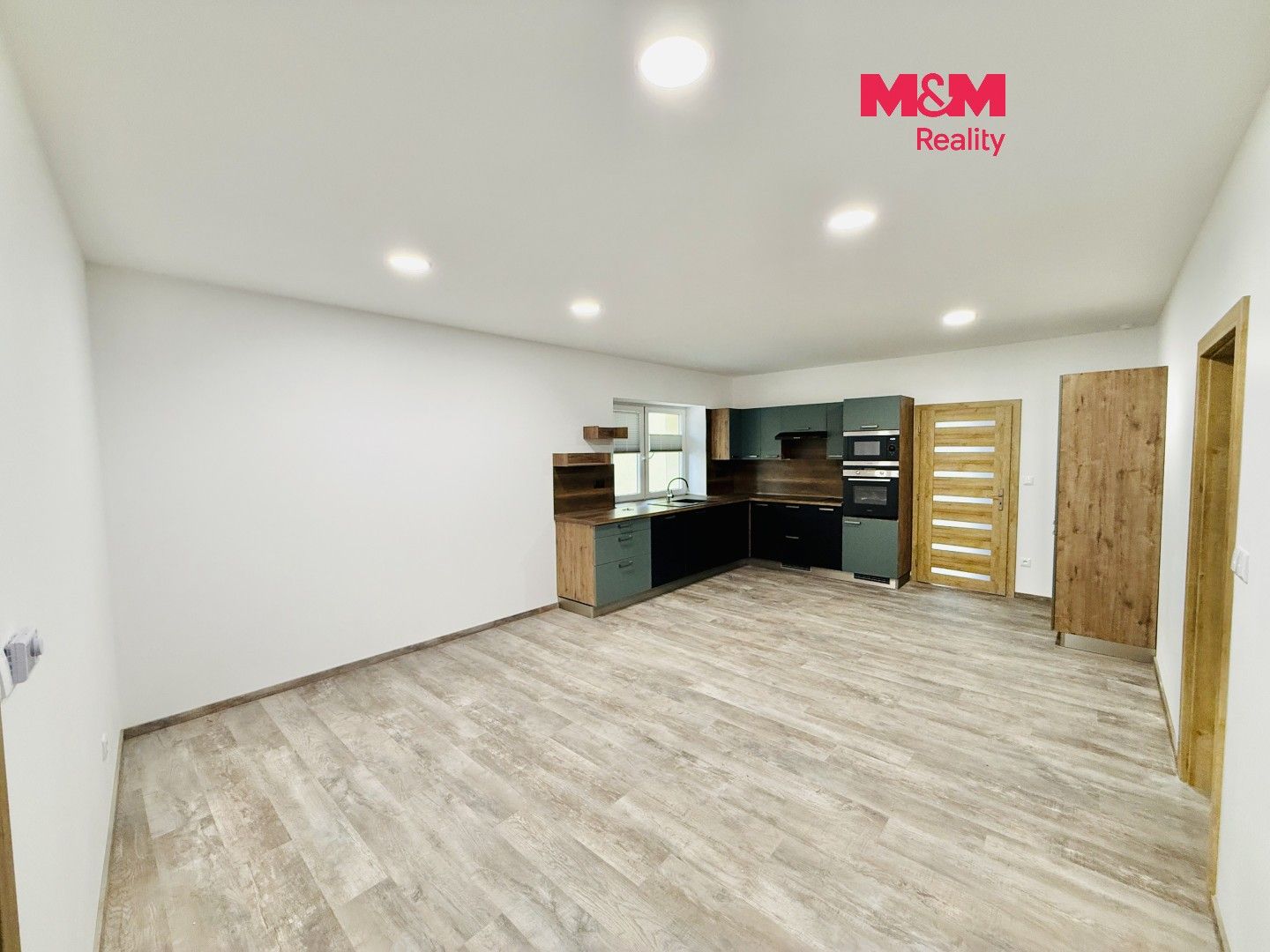 Rodinné domy, Na Letné, Náchod, 85 m² - 1