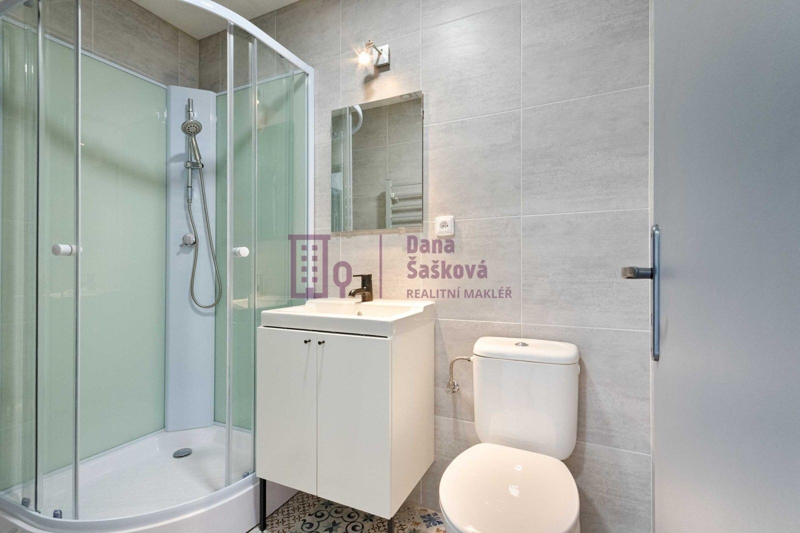 Pronájem byt 2+kk - Miřiovského, Jindřichův Hradec, 34 m²