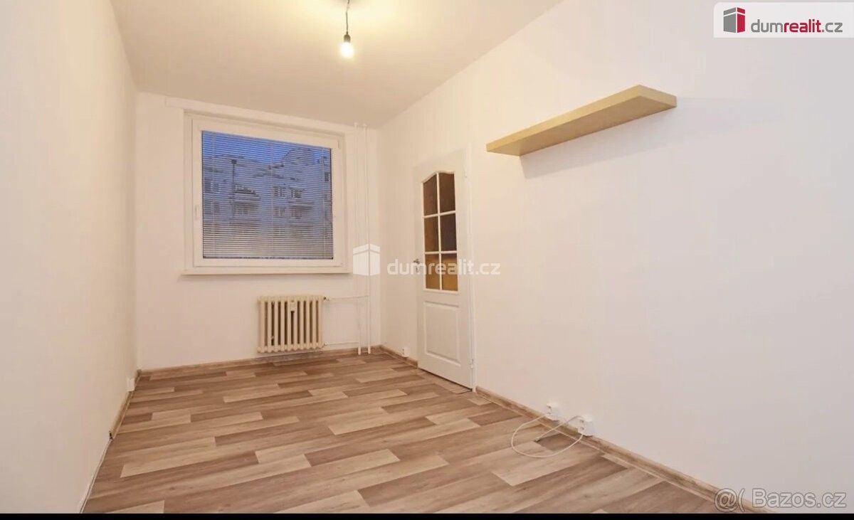 Pronájem byt - Praha, 154 00