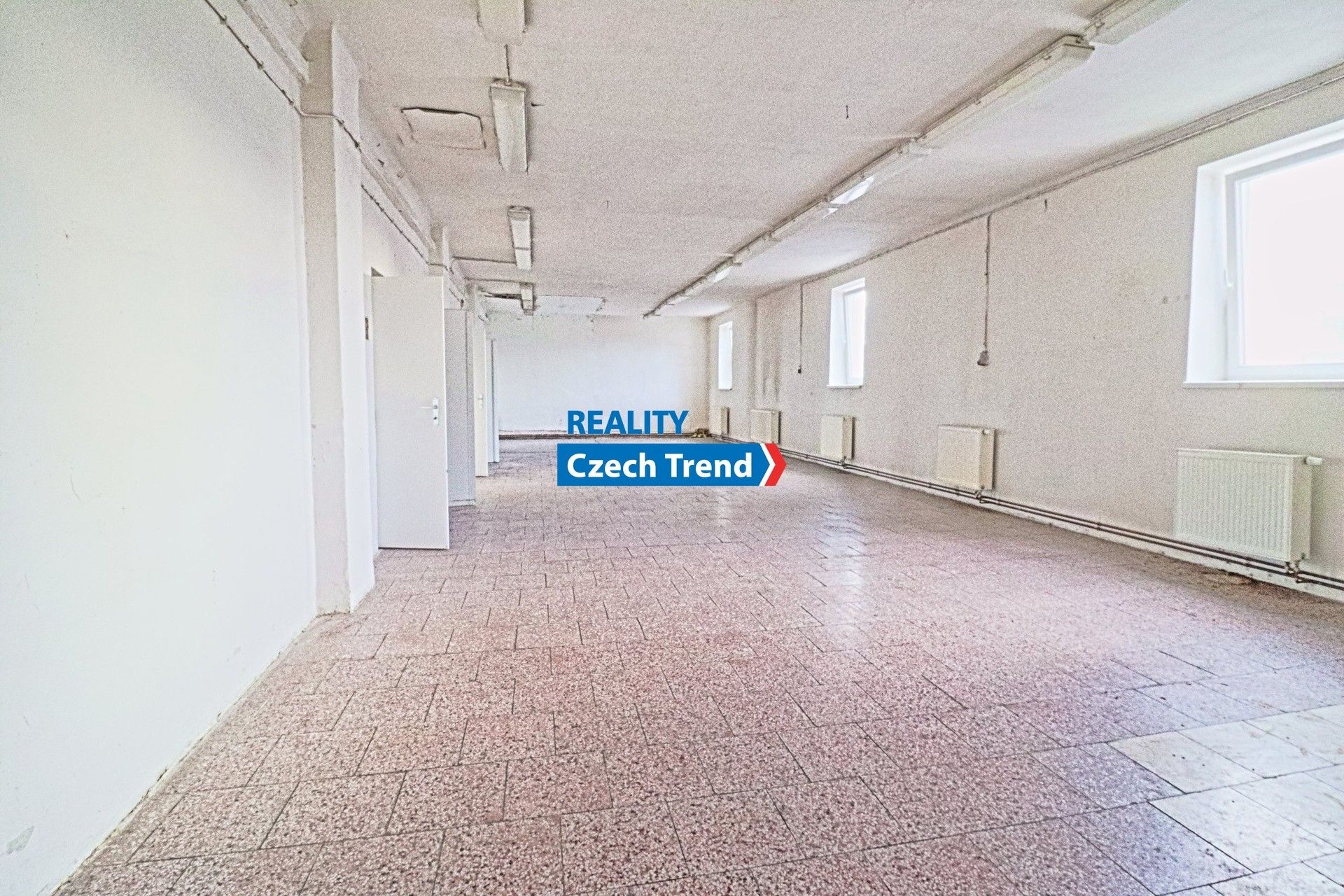 Sklady, Tyršova, Olomouc Hodolany, 301 m² - 2