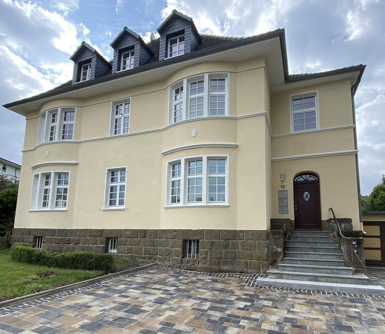 3+kk, Döncheweg 12 Kassel Kassel Hessen 34131, 150 m² - 2