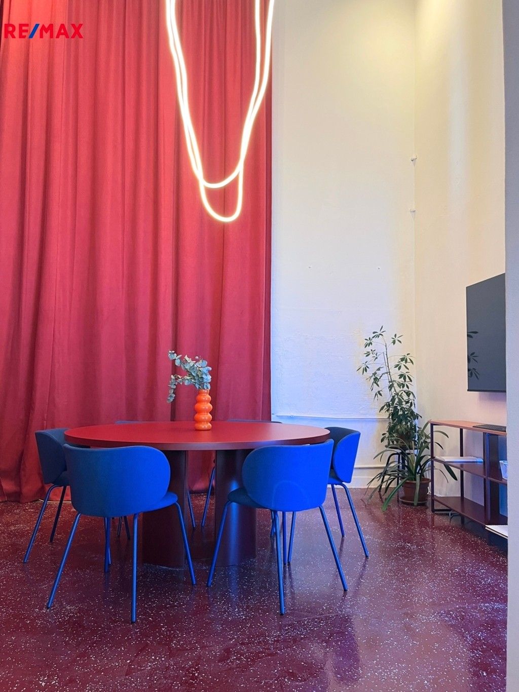 Pronájem kancelář - U Oblouku, Ostrava, 60 m²