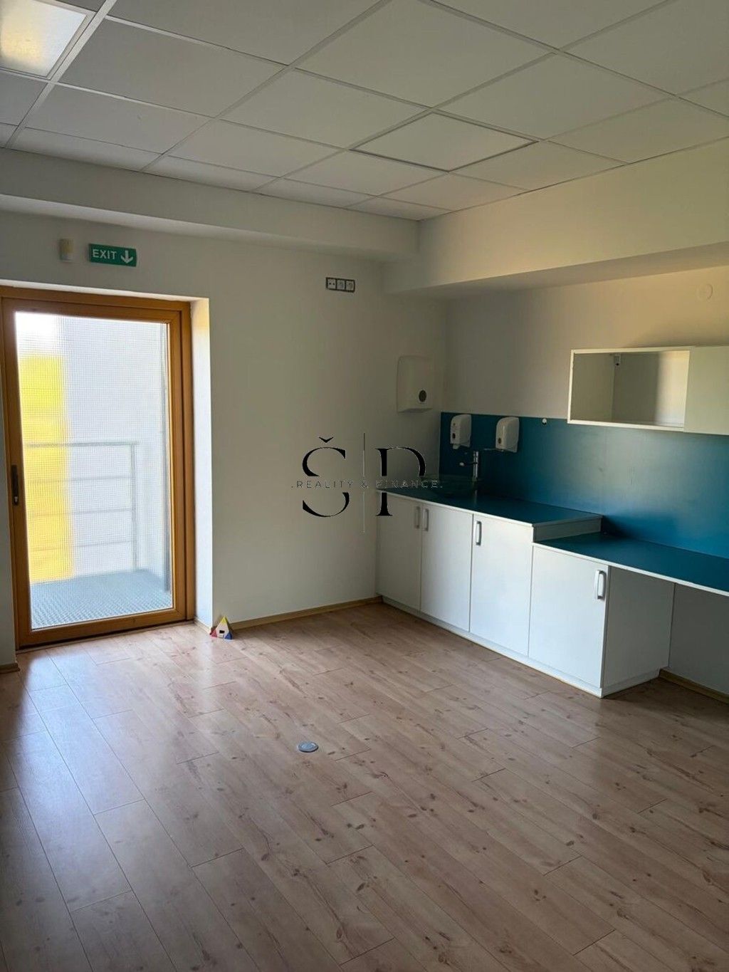 Pronájem obchodní prostory - Červenohrádecká, Plzeň Červený Hrádek, 27 m² - 5