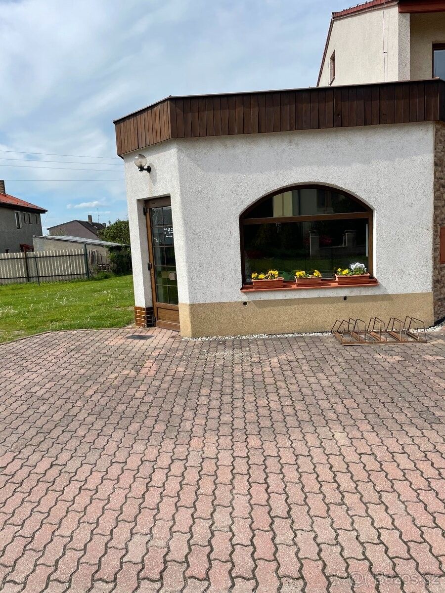 Pronájem obchodní prostory - Hrdějovice, 373 61