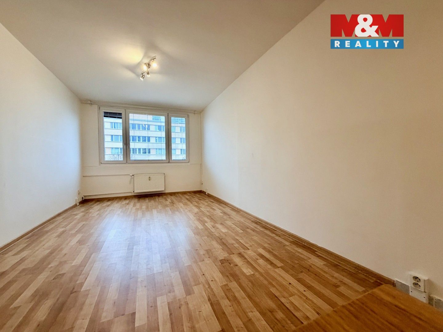 Pronájem byt 2+kk - Pujmanové, Praha, 39 m²