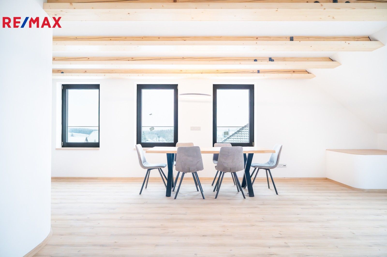 4+1, Černilov, 130 m²