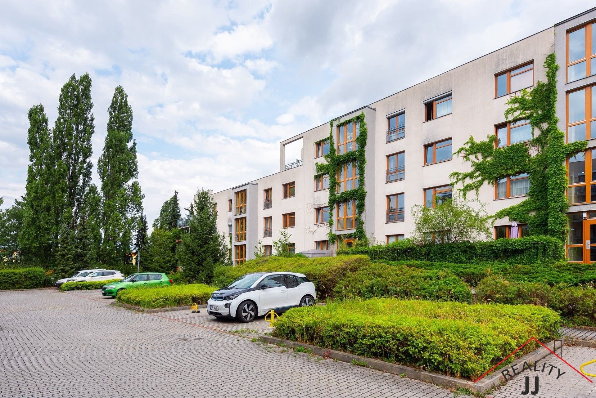 2+kk, Neumannova, Praha, 42 m² - 1