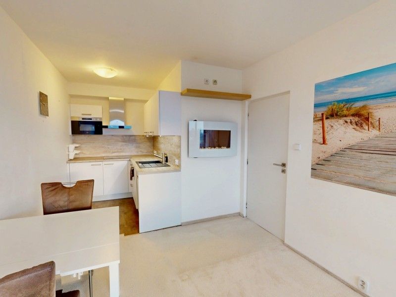 Pronájem byt 2+kk - Šiškova, Praha, 45 m²