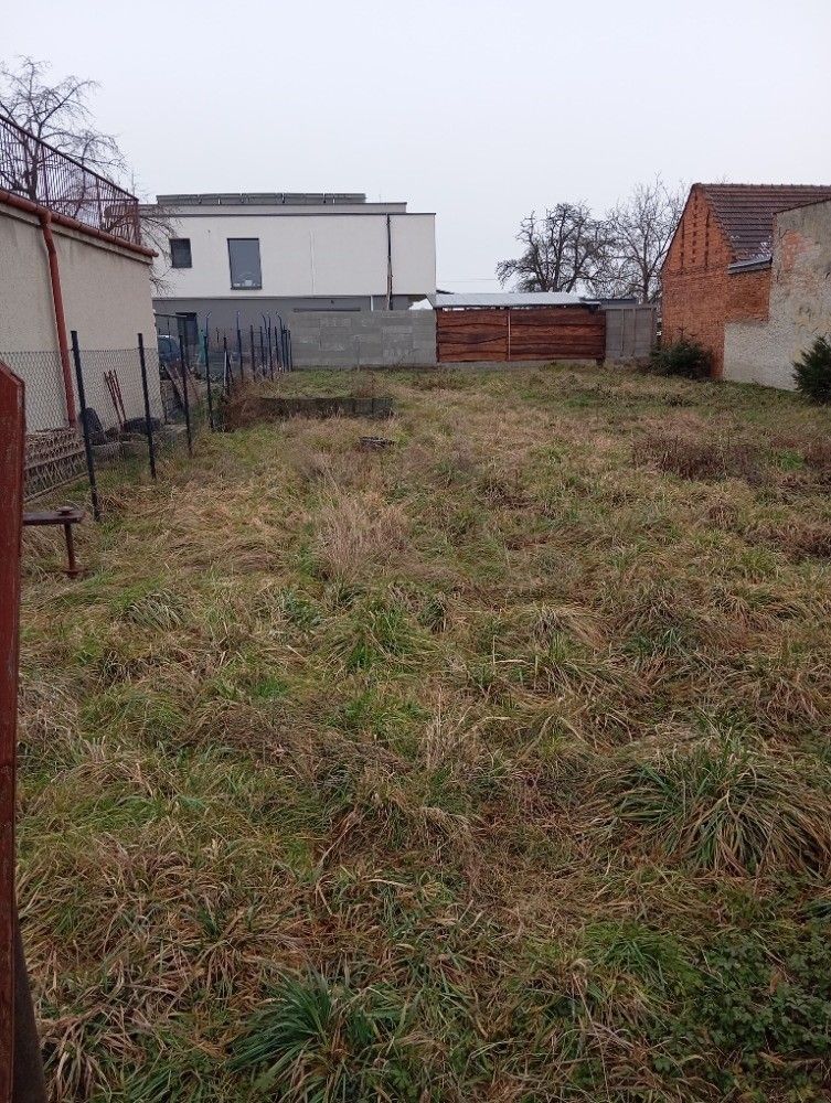 Prodej pozemek pro bydlení - Dolany u Olomouce, 783 16