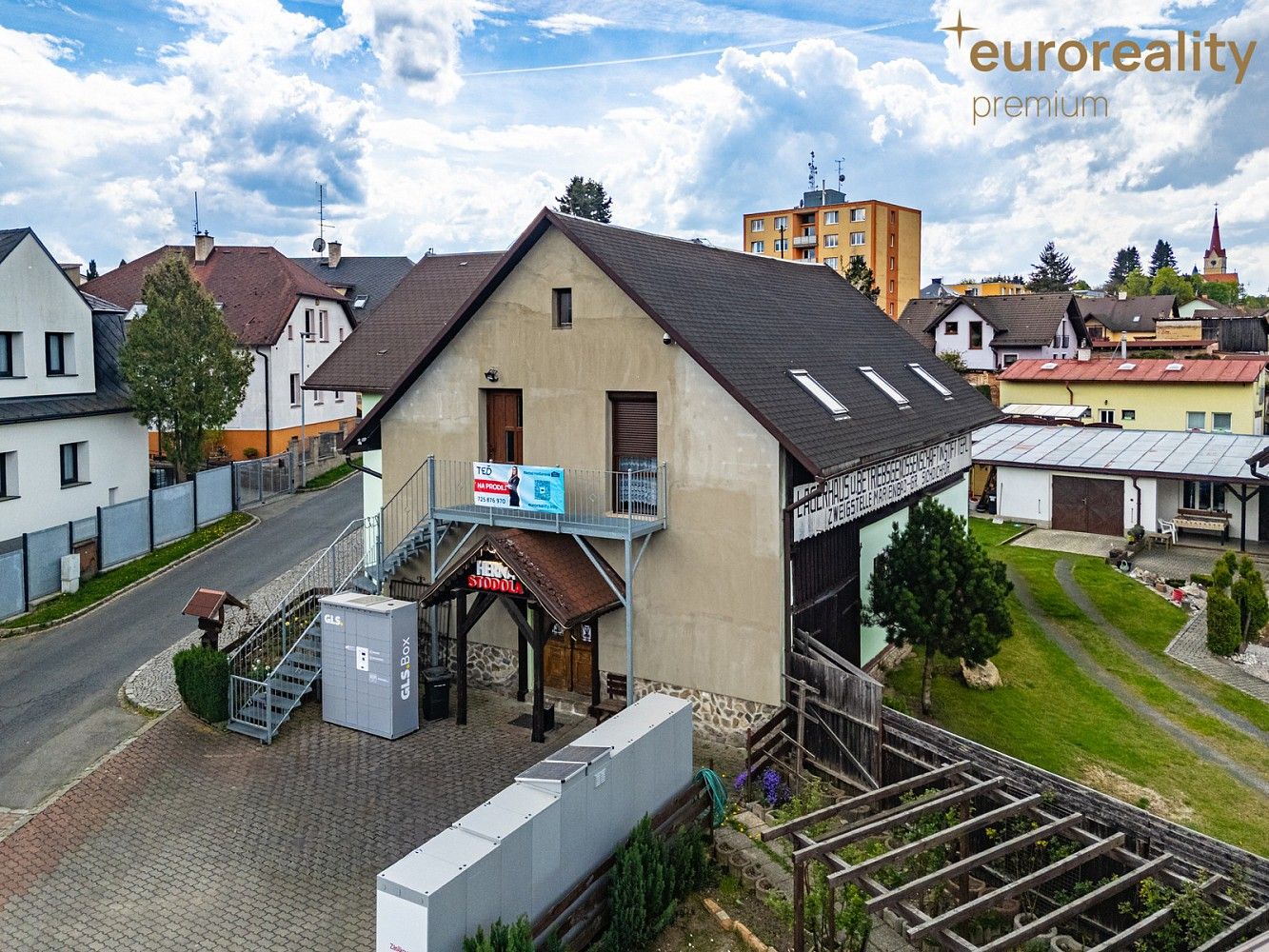 Restaurace, 229 m²