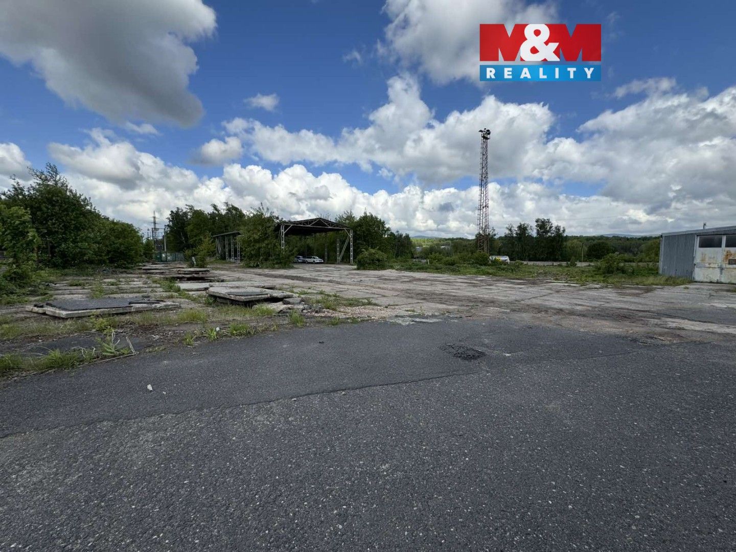 Ostatní, Jezerní, Most, 10 000 m²