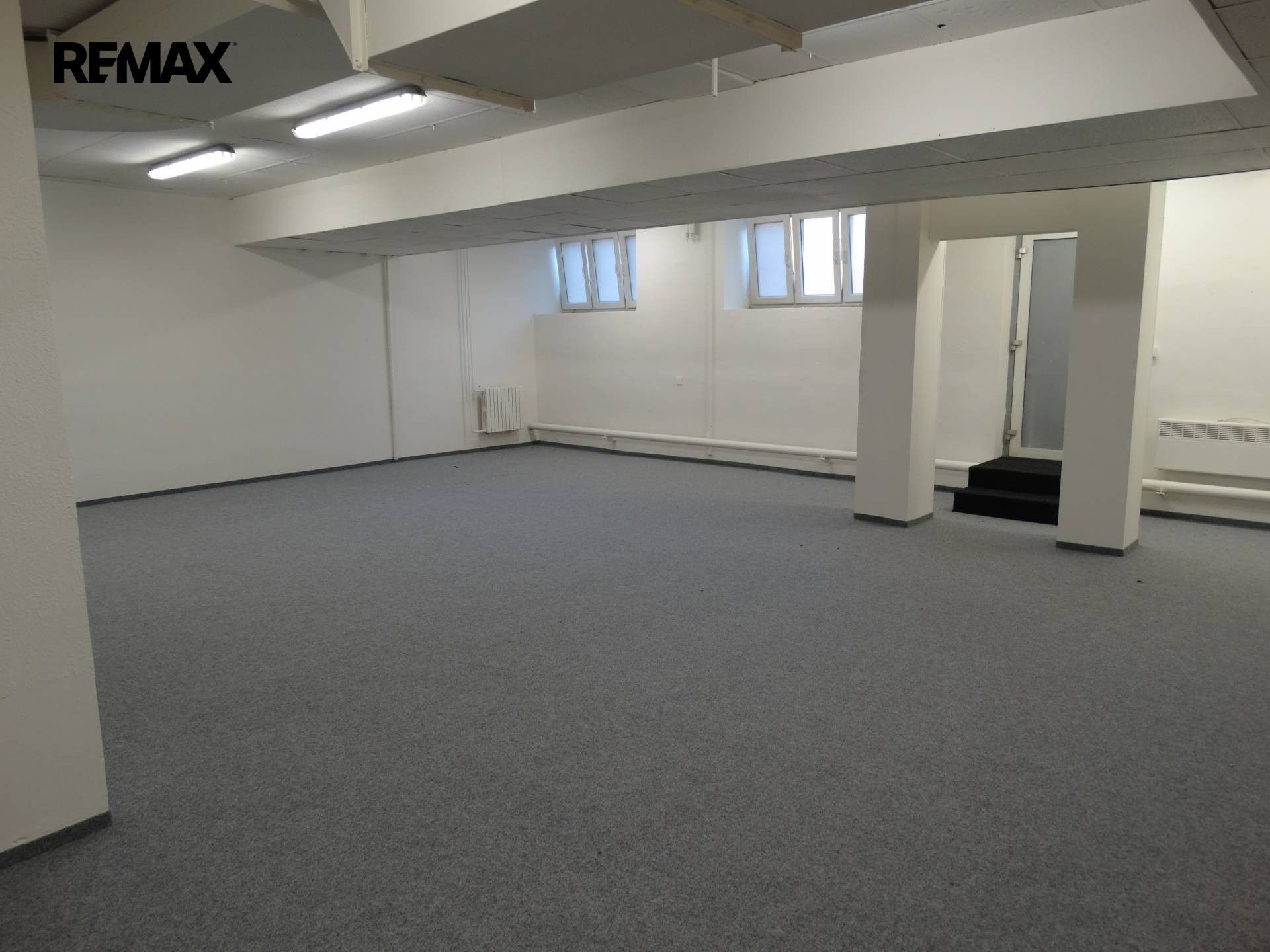 Pronájem obchodní prostory - náměstí T. G. Masaryka 56, Chotěboř, 107 m² - 2