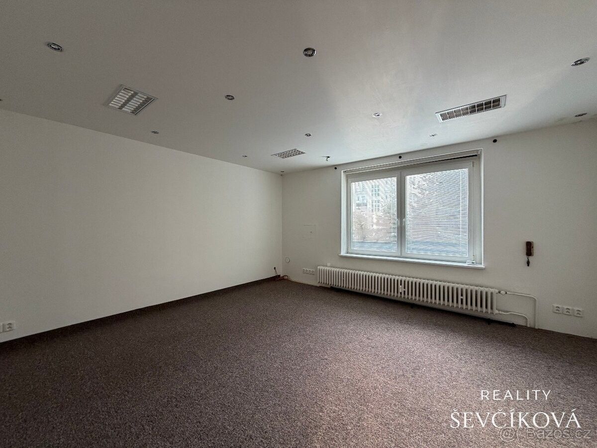 Pronájem kancelář - Hradec Králové, 500 02