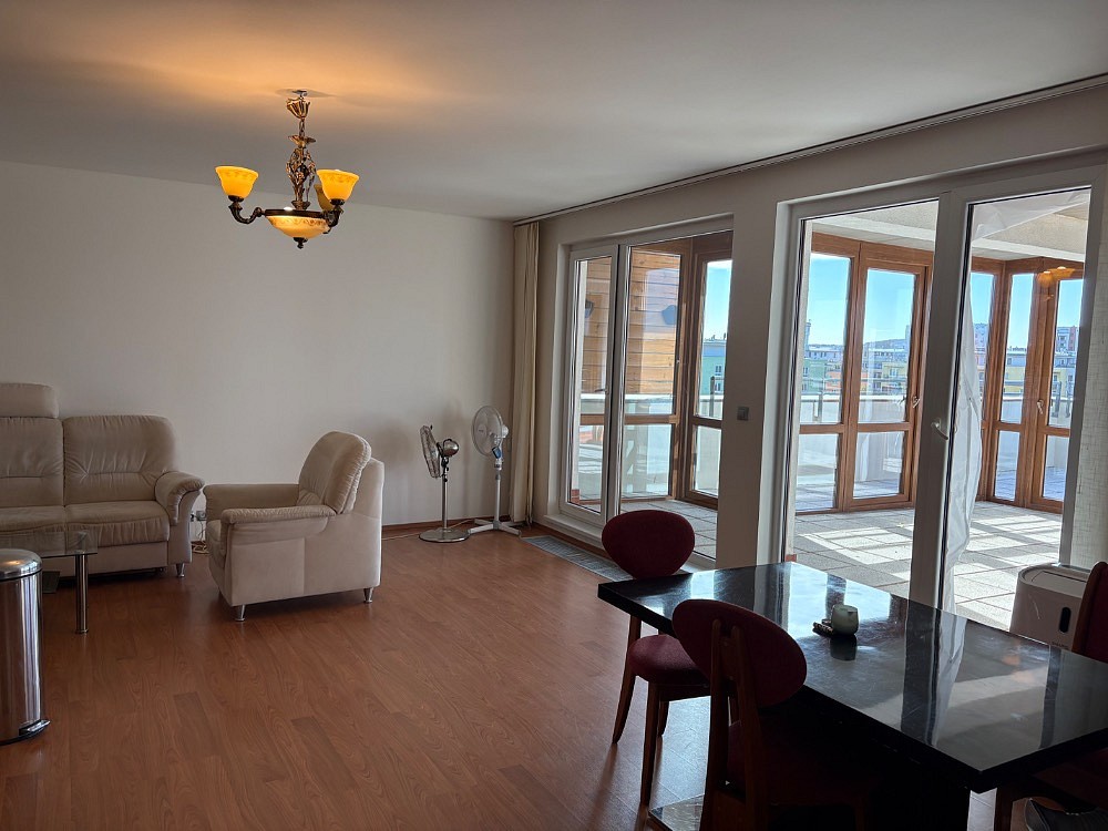 4+kk, Schoellerova, Praha 9 - Čakovice, 95 m²