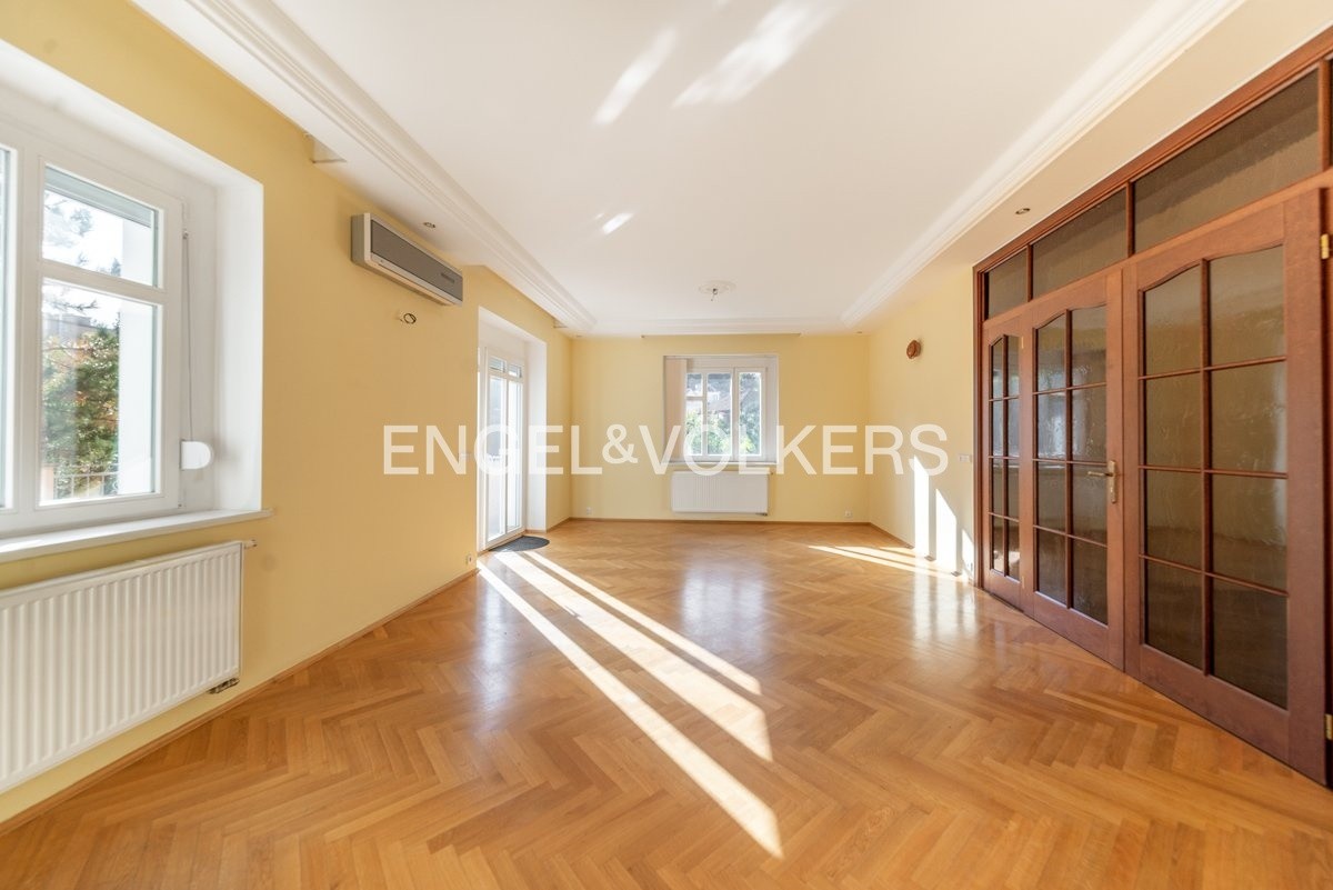 Vily, Fráni Šrámka, Praha Smíchov, 560 m² - 2