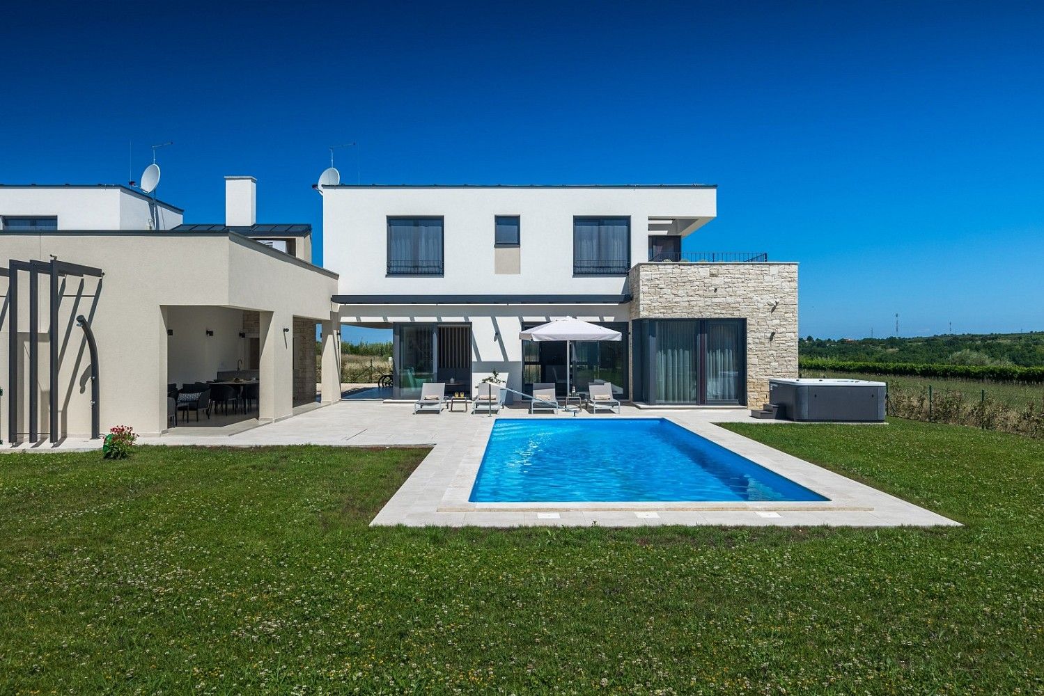 Rodinný dům · 274 m² · Brtonigla, HR - 3