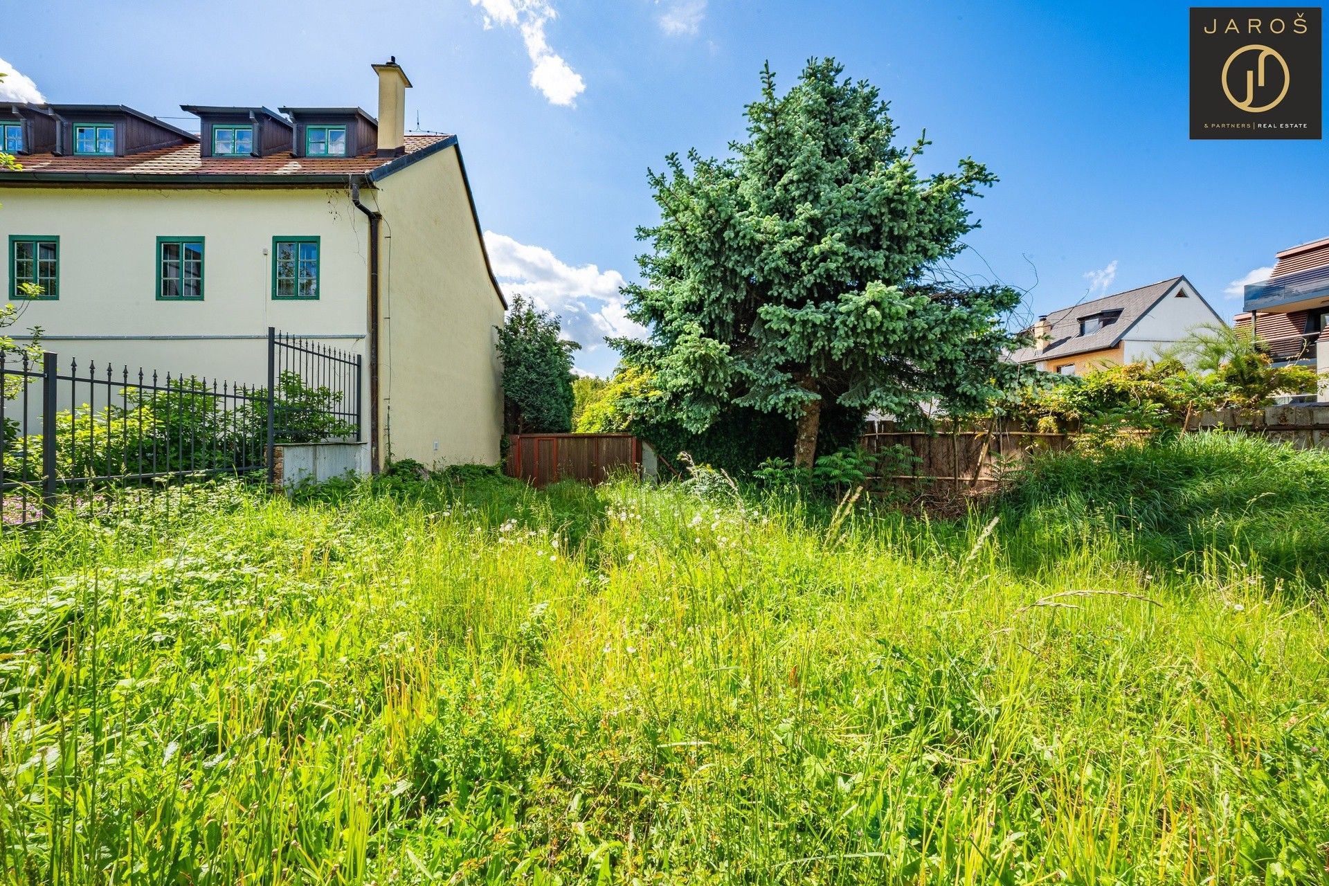 Prodej pozemek pro bydlení - Praha